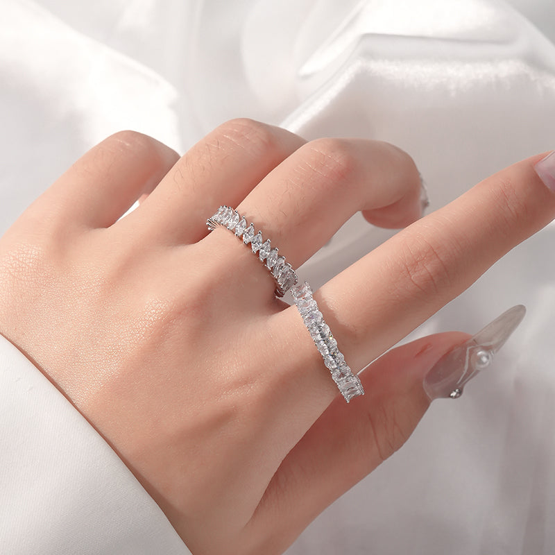 New Arrival Women Jewelry 925 Sterling Silver Eternity Band Zircon Rings Oval Cut Ring for Engagement