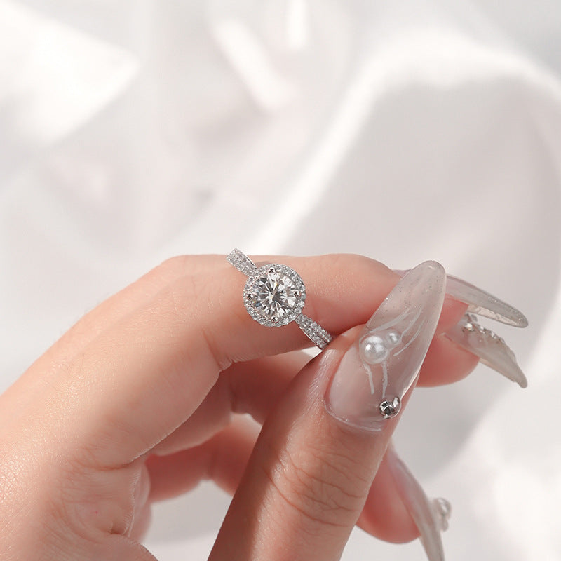 Trendy Engagement Jewelry With Gra Certificate 925 Silver Classic Round Brilliant Cut Moissanite Rings for Women
