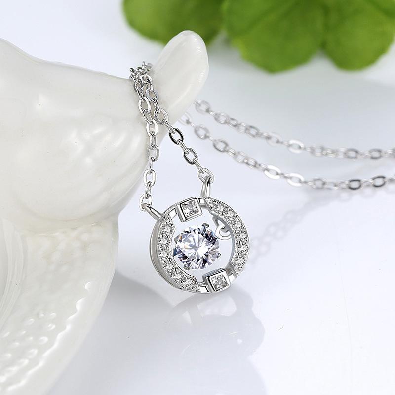 A830 Elegant Round Shape Moissanite 0.3 Carat S925 Silver Platinum Plated Necklace