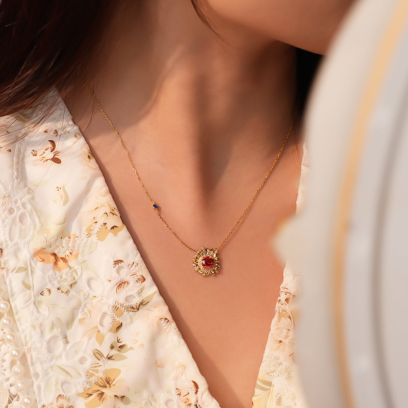 A2801 Red Sunflower Round Shape Moissanite 1 Carat S925 Silver 18K Gold Plated Necklace