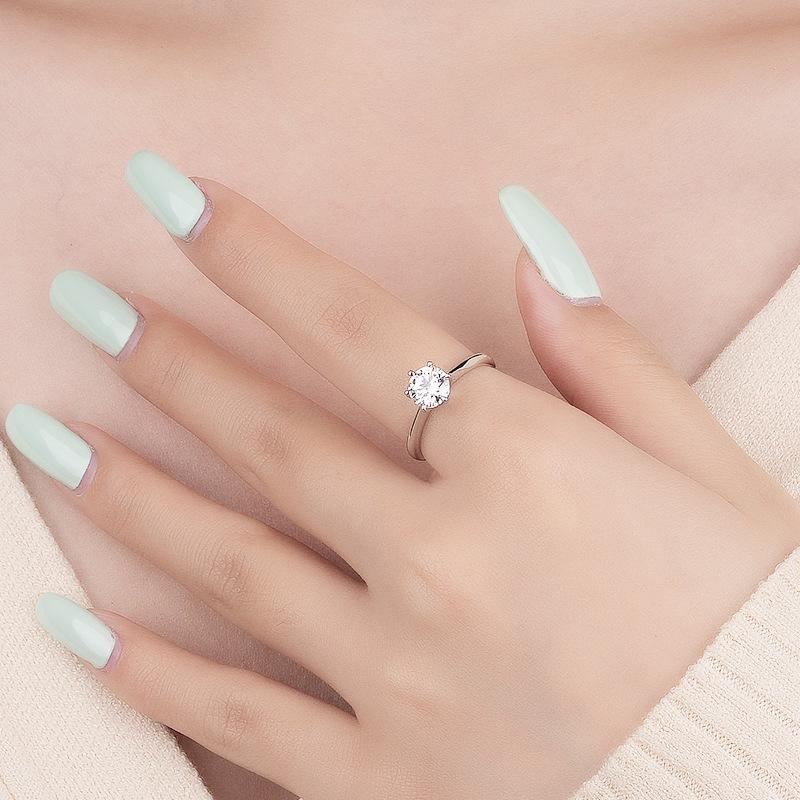 K166K Classic Round Cut Moissanite 1 Carat S925 Silver Platinum Plated Ring